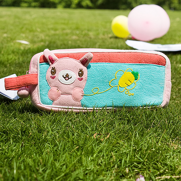 [rabbit & Carrot] Embroidered Applique Pencil Pouch Bag / Cosmetic Bag / Carrying Case (7.3*3.3*1.4)
